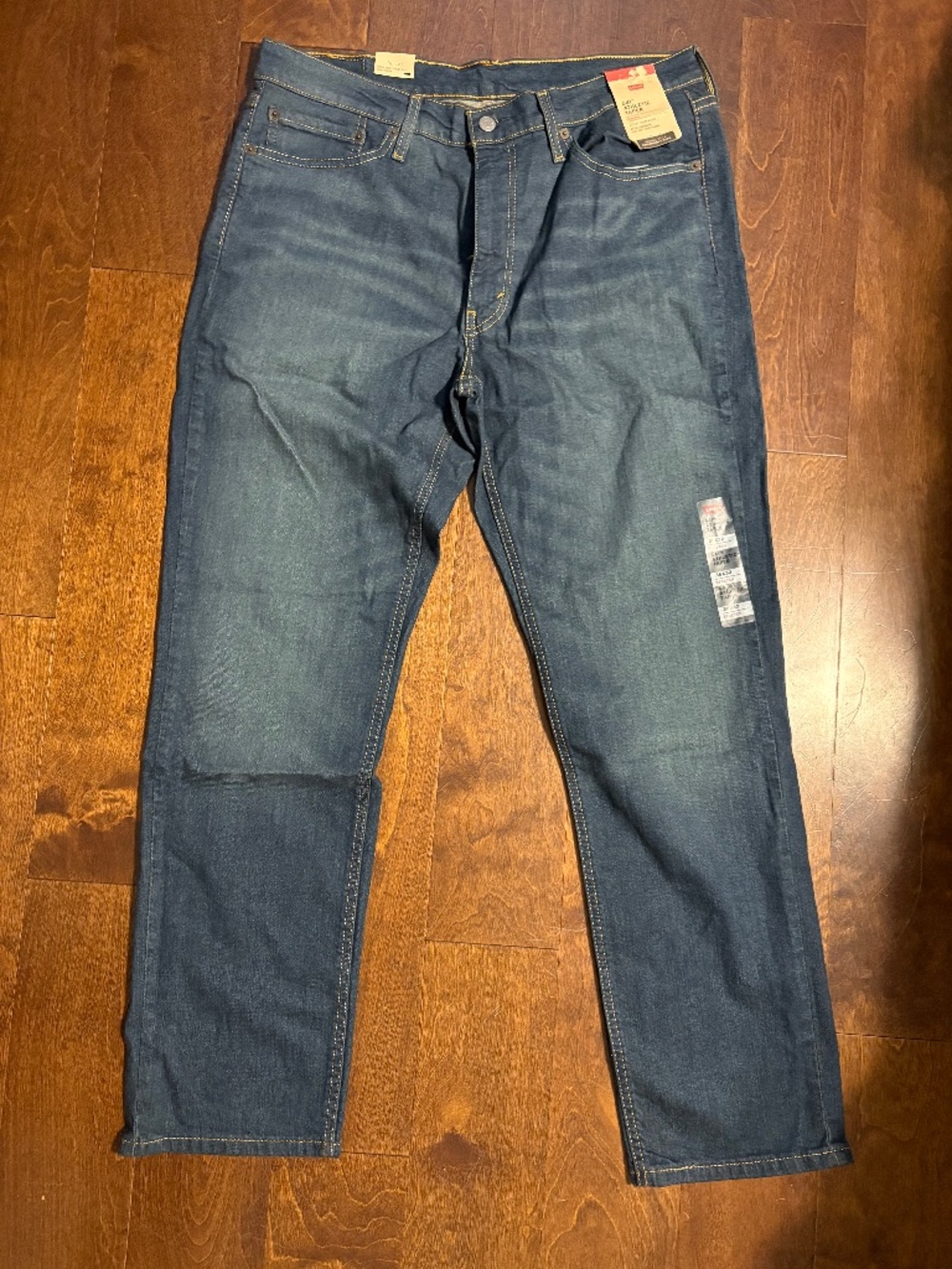 Levi's 541 Athletic Taper Jeans size 36x32 Mens